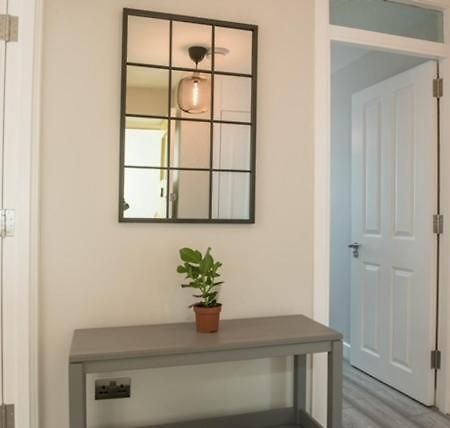 Finchley Contemporary 2 Bed Apartment + Parking هيندون المظهر الخارجي الصورة