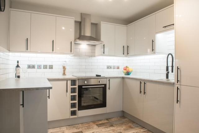 Finchley Contemporary 2 Bed Apartment + Parking هيندون المظهر الخارجي الصورة