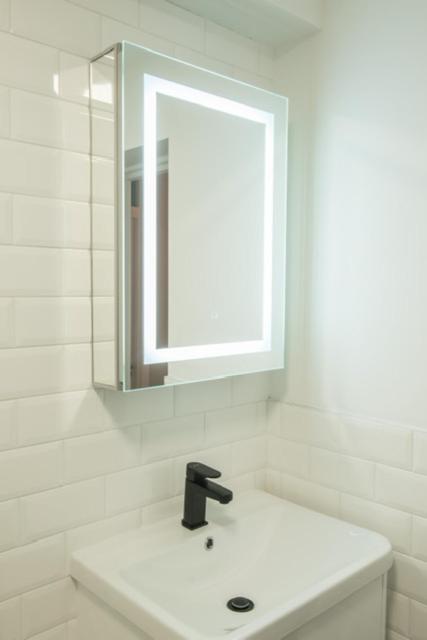 Finchley Contemporary 2 Bed Apartment + Parking هيندون المظهر الخارجي الصورة